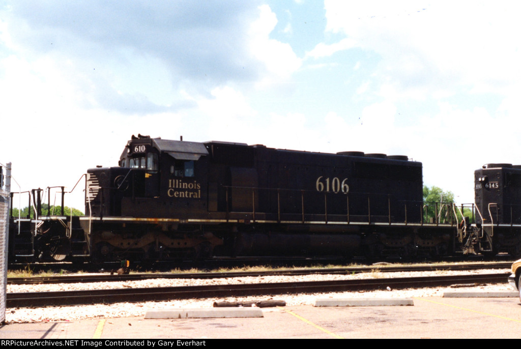 IC SD40-2 #6106 - Illinois Central